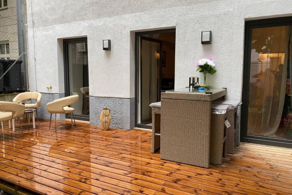 Atelier - Apartment With Garden Viena Exterior foto