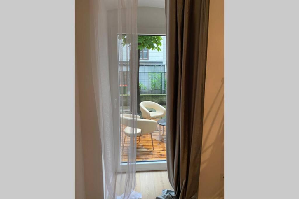 Atelier - Apartment With Garden Viena Exterior foto